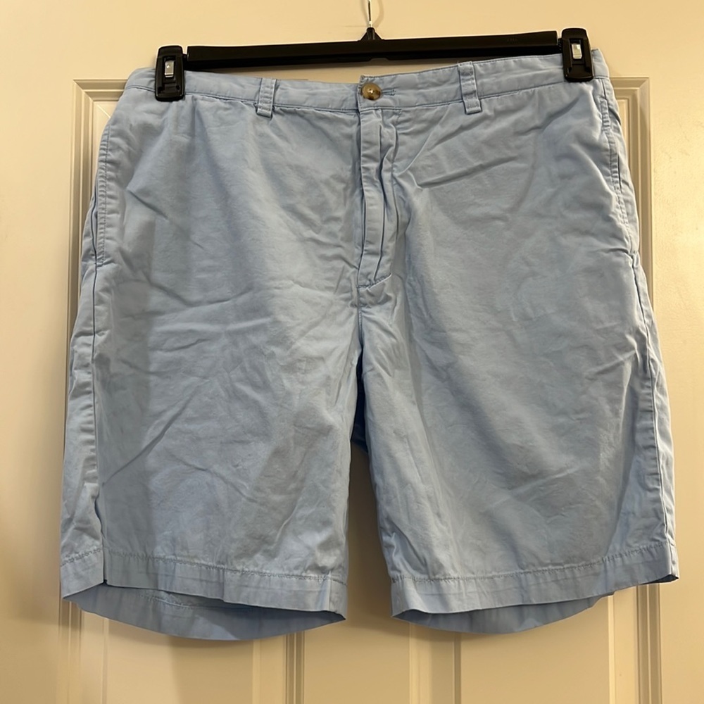 Vineyard Vines men’s shorts